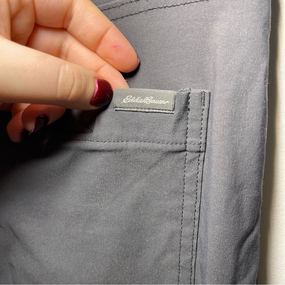 Eddie Bauer Men's charcoal grey performance outdoor nylon blend pants in 34x30 - Picture 8 of 8